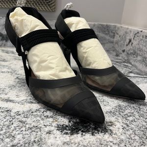 EUC Fendi Colibri Slingback Pumps size 37 | Black